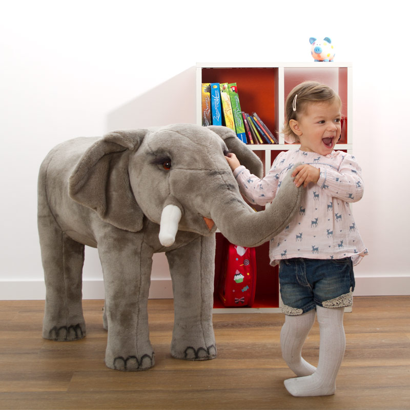 Plüsch-Elefant groß